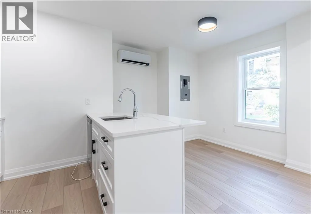 10 BAY Avenue Unit# 2, #2