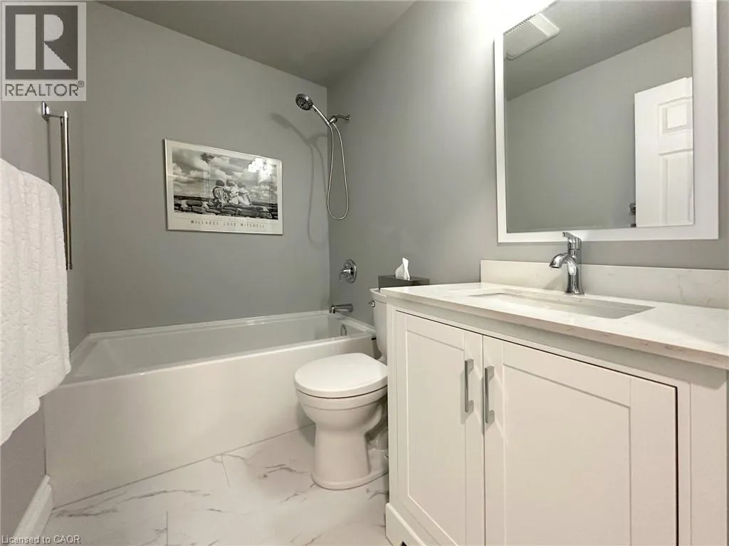 15 BAYSHORE Court