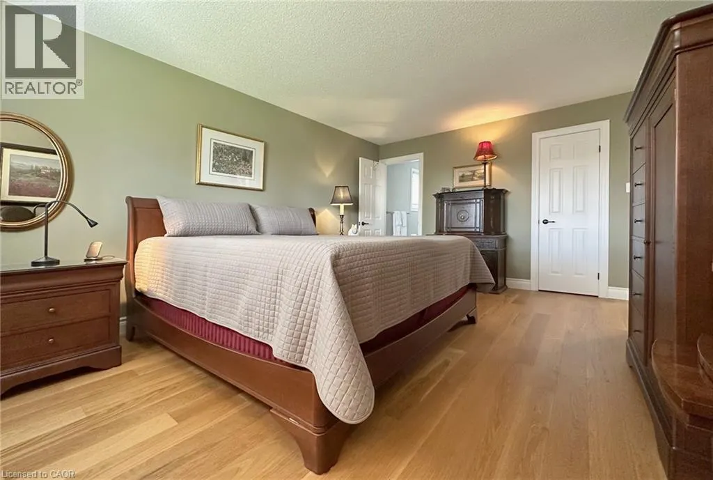 15 BAYSHORE Court