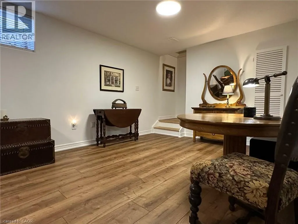 15 BAYSHORE Court