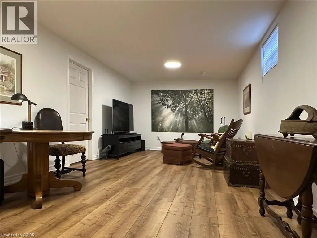 15 BAYSHORE Court