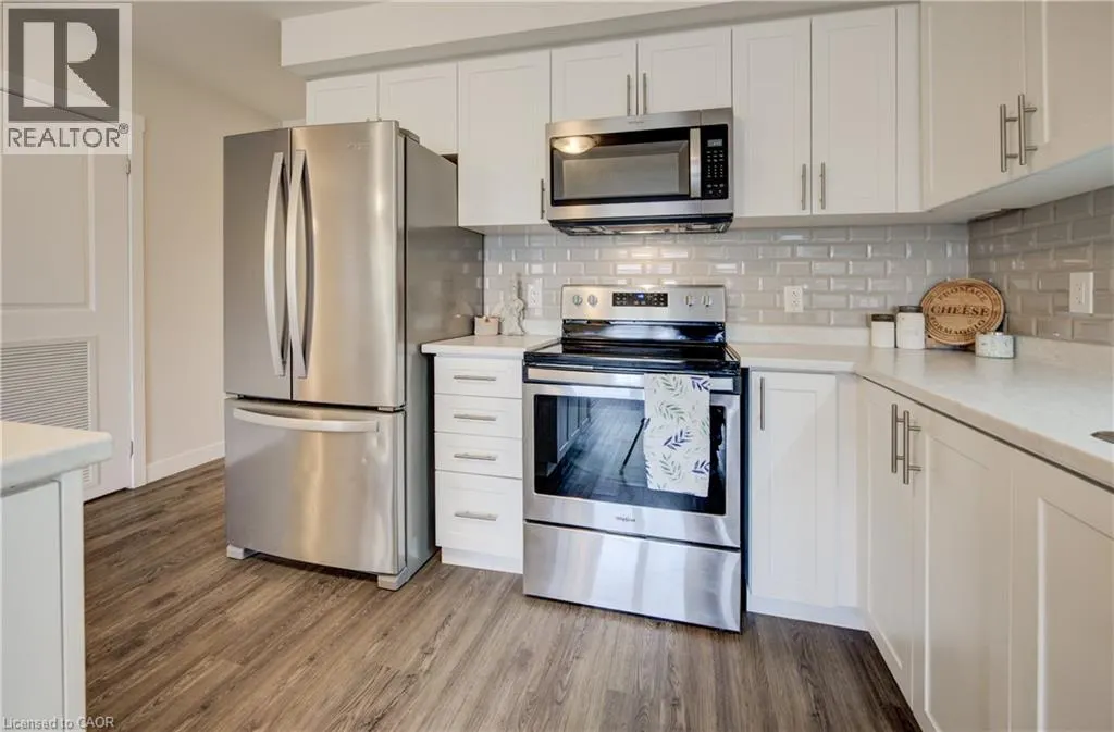 160 ROCHEFORT Street Unit# C-18, #C-18