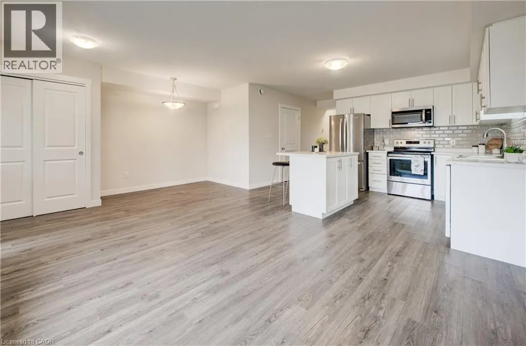 160 ROCHEFORT Street Unit# C-18, #C-18