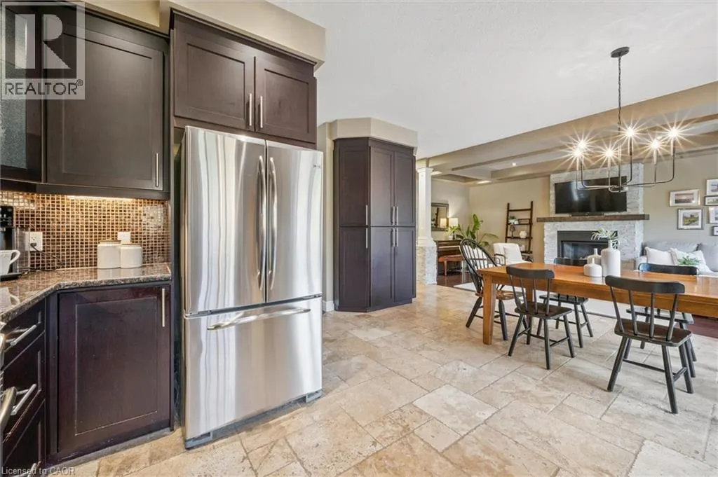 461 WOODBINE Avenue