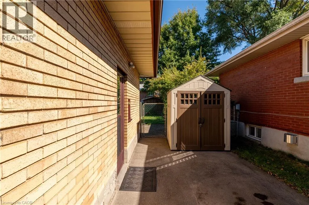 352 VANIER Drive