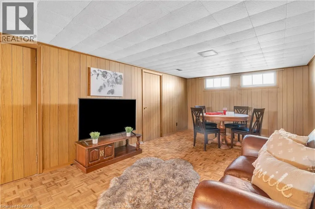 352 VANIER Drive