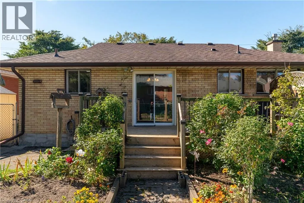 352 VANIER Drive