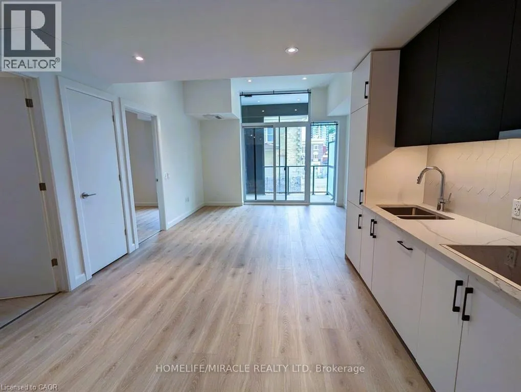 741 KING Street W Unit# 306, #306