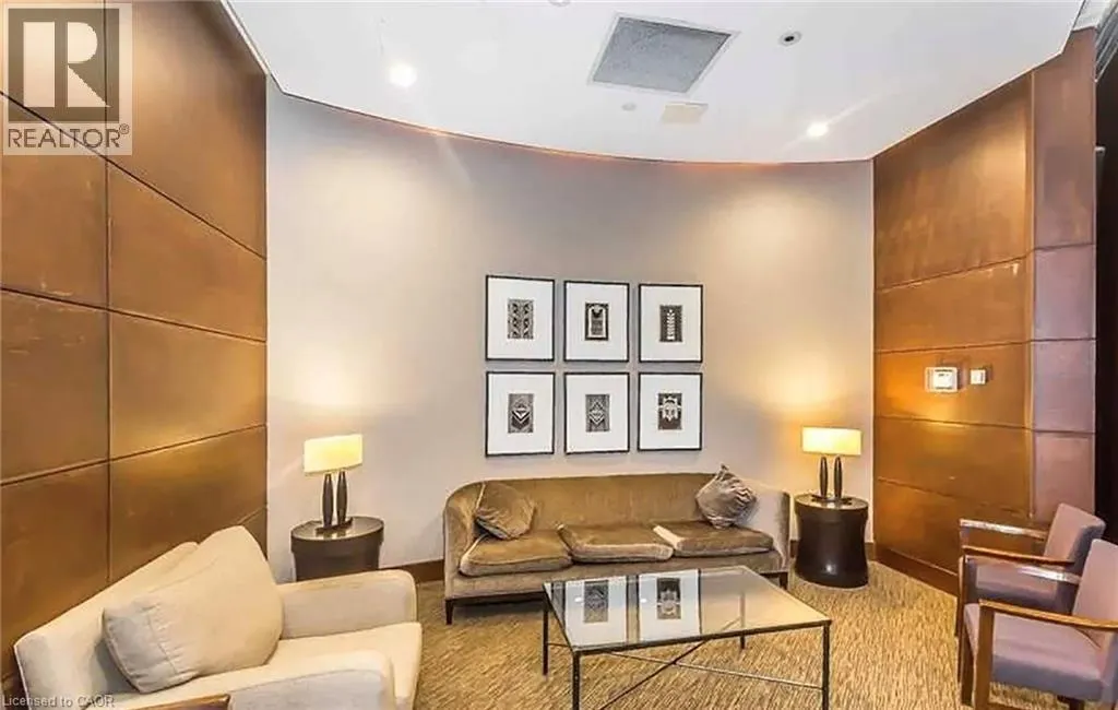 15 NORTHTOWN Way Unit# 1222, #1222