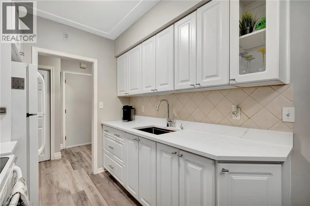 11 WOODMAN Drive S Unit# 307, #307