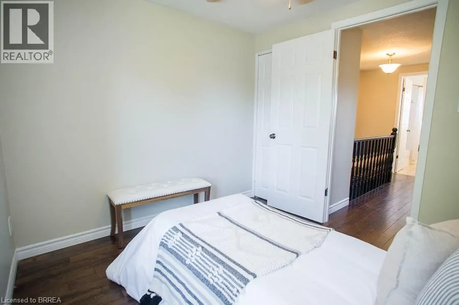 24 COACHWOOD Road Unit# 5, #5