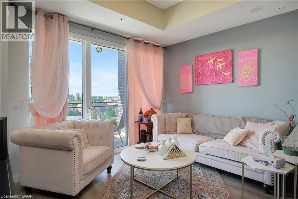 318 SPRUCE Street Unit# 1501, #1501