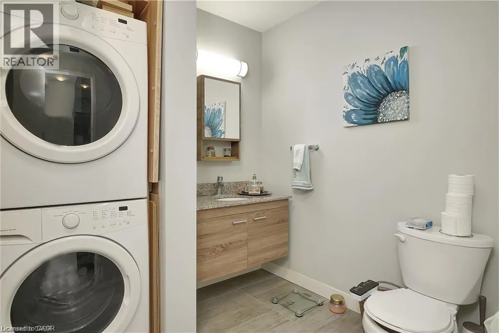 318 SPRUCE Street Unit# 1501, #1501