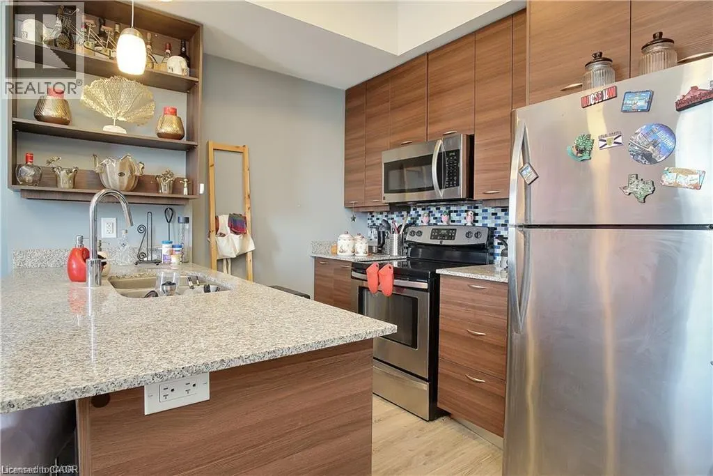 318 SPRUCE Street Unit# 1501, #1501
