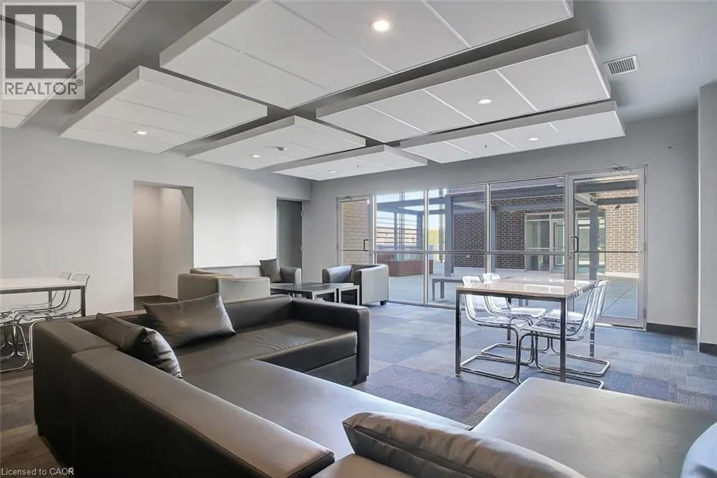 318 SPRUCE Street Unit# 1501, #1501
