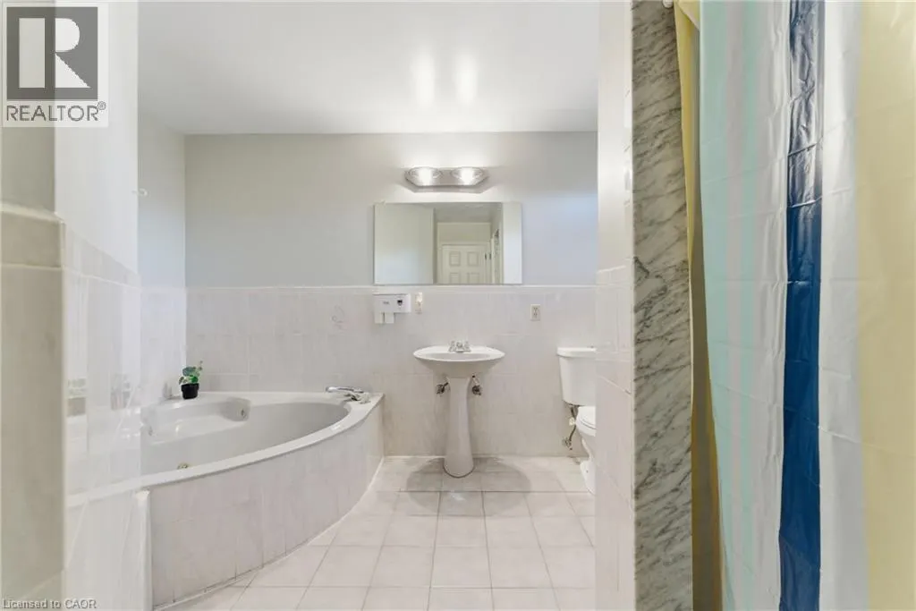 2 MORNINGSTAR Court