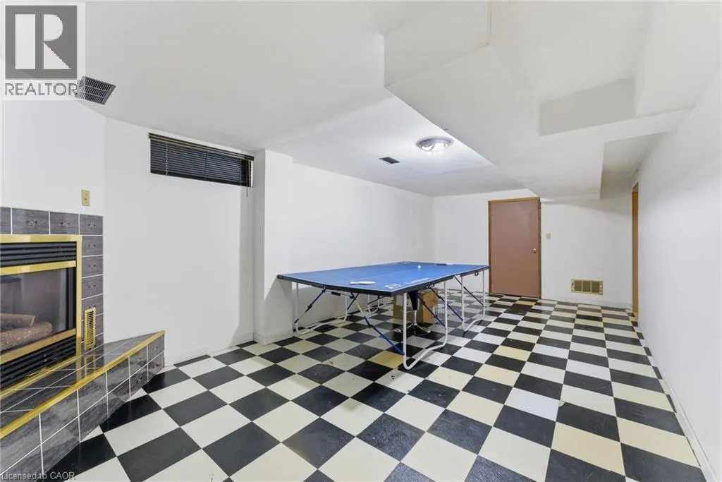 2 MORNINGSTAR Court