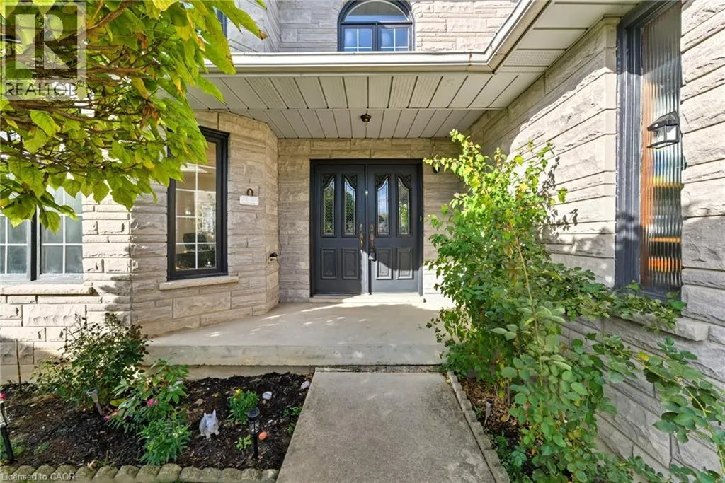 2 MORNINGSTAR Court