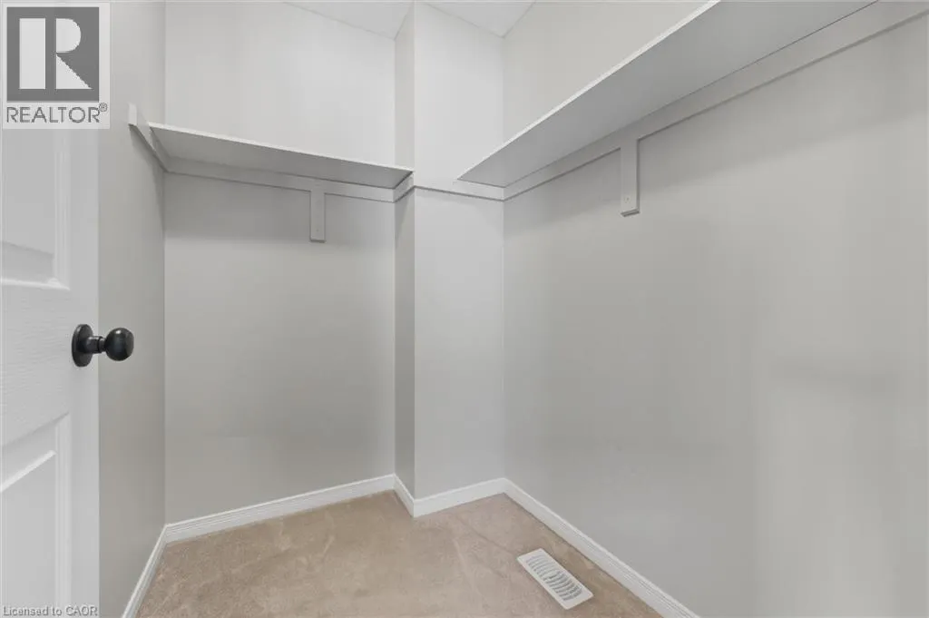 35 MOUNTFORD Drive Unit# 35, #35