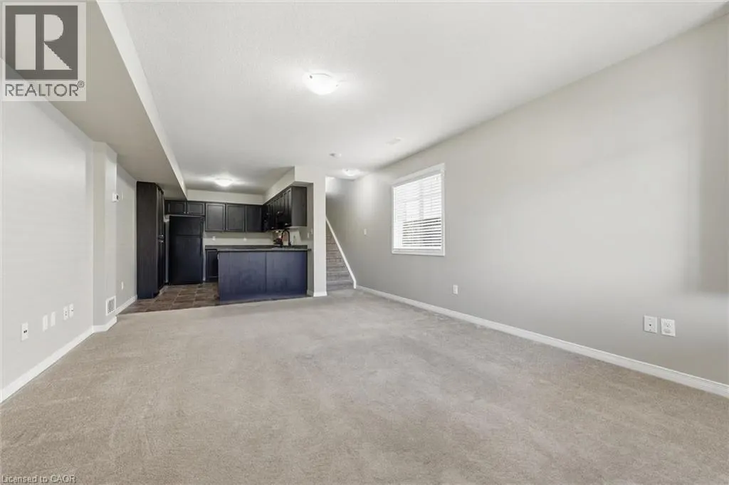 35 MOUNTFORD Drive Unit# 35, #35