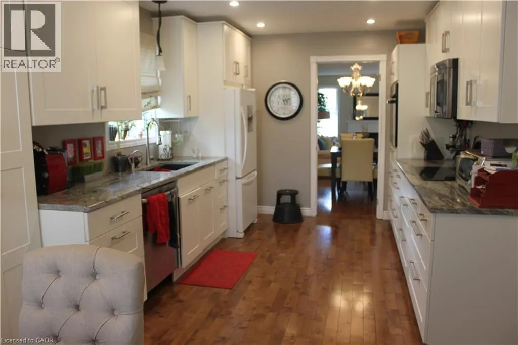 75 BEASLEY Crescent Unit# 14, #14