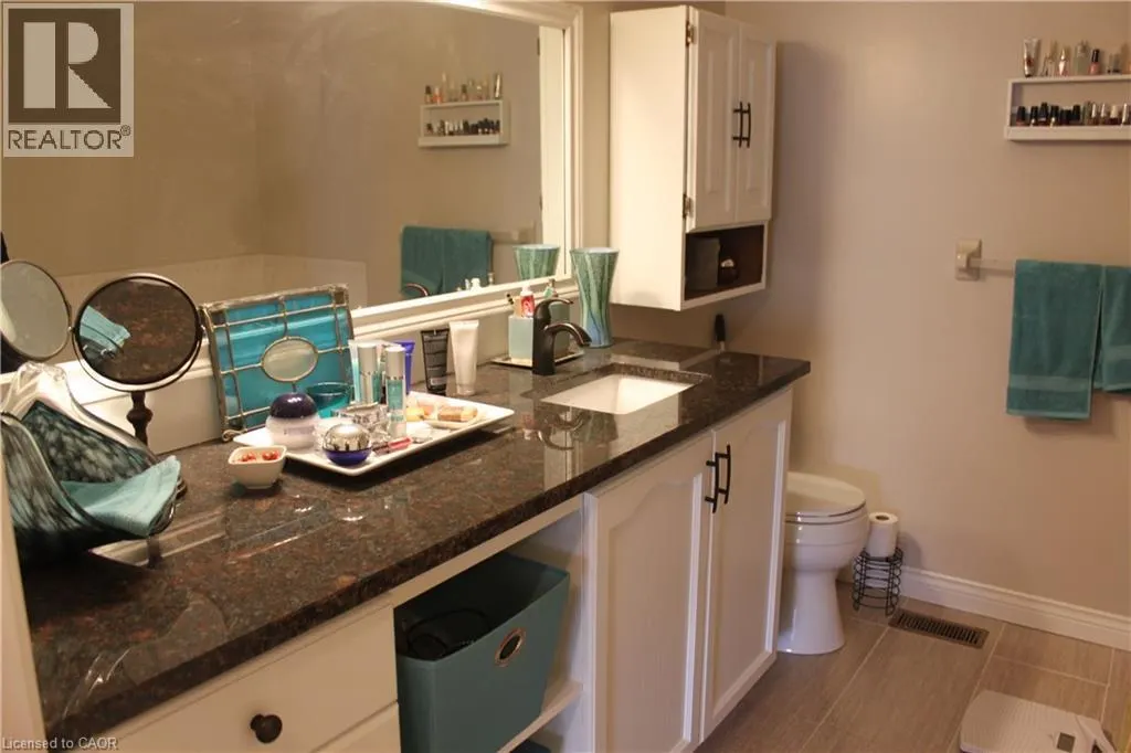 75 BEASLEY Crescent Unit# 14, #14