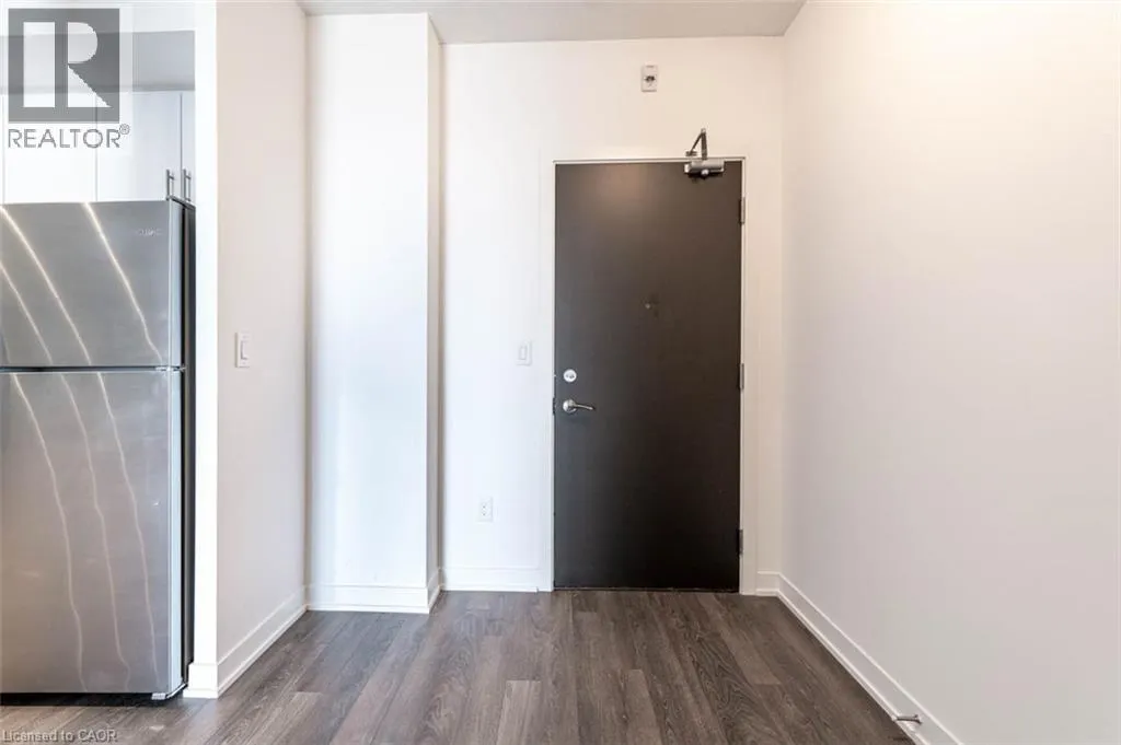 550 NORTH SERVICE Road Unit# 611, #611
