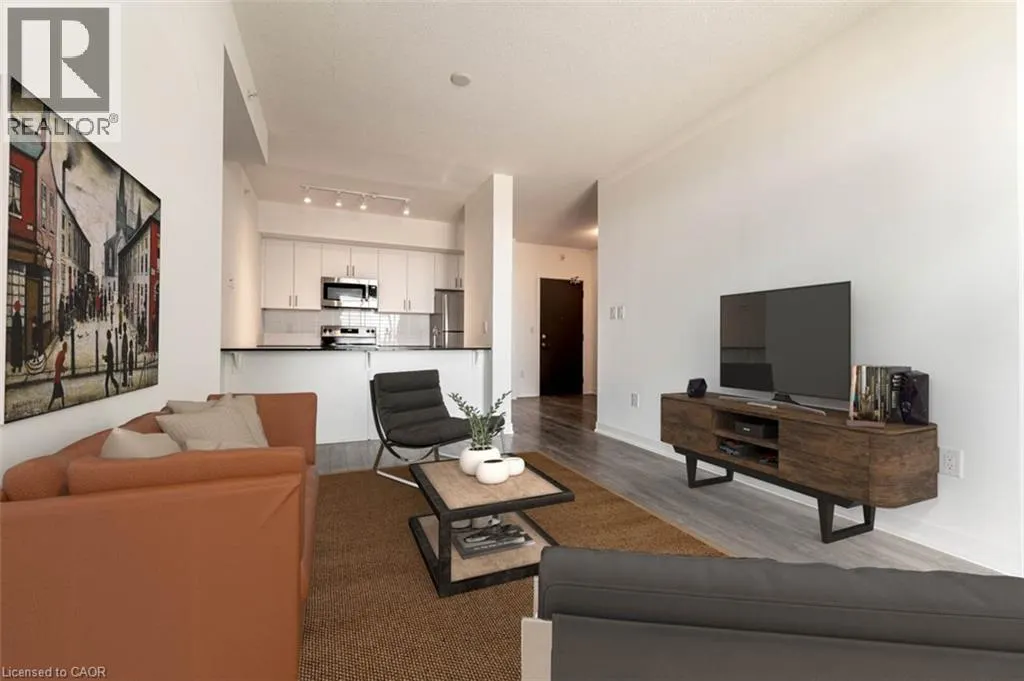 550 NORTH SERVICE Road Unit# 611, #611