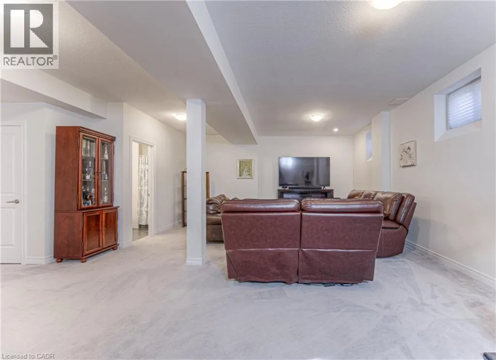 39 REISTWOOD Drive