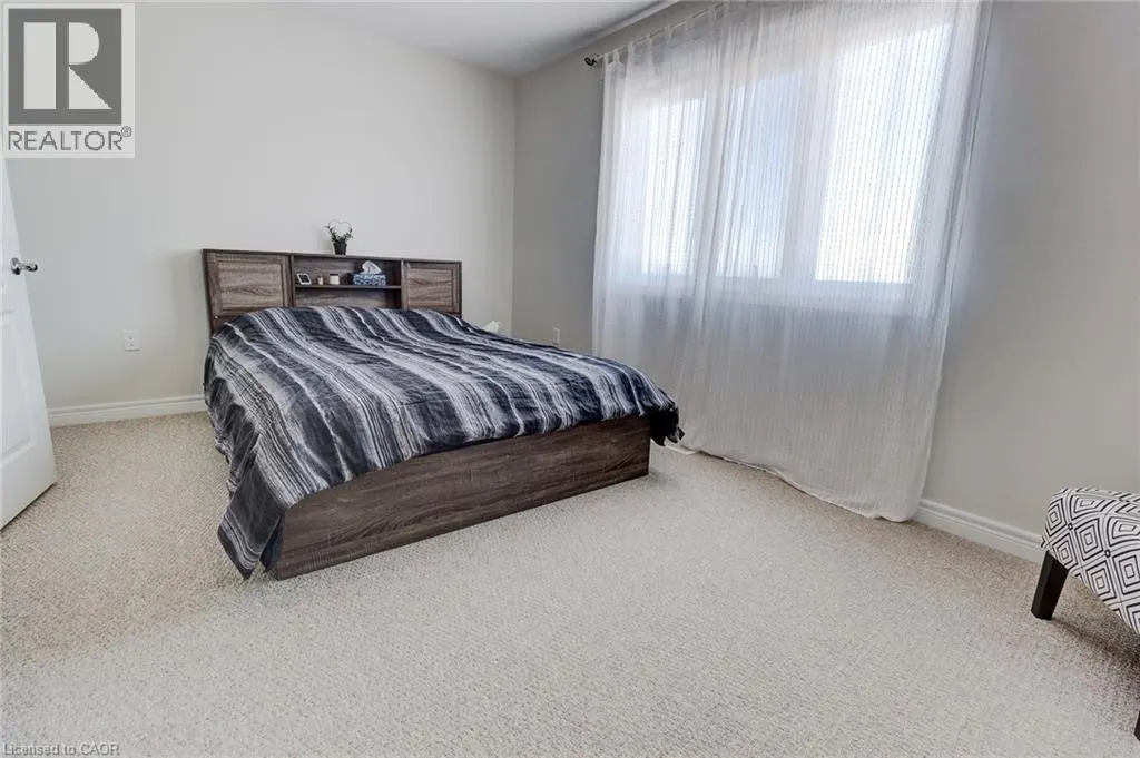 82 BLOOM Crescent