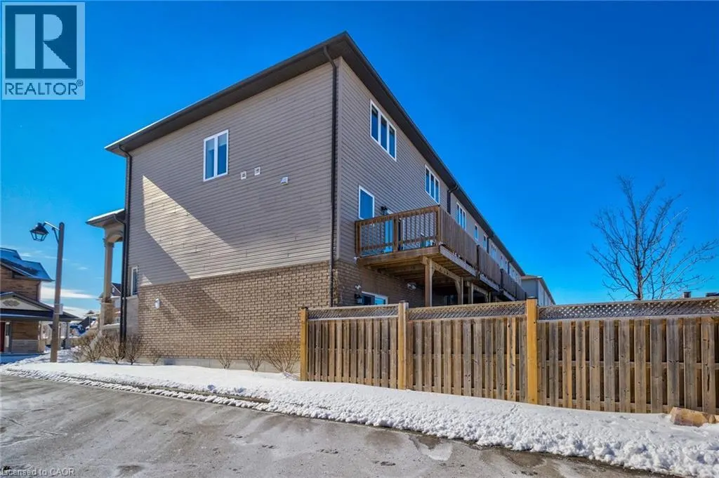 82 BLOOM Crescent