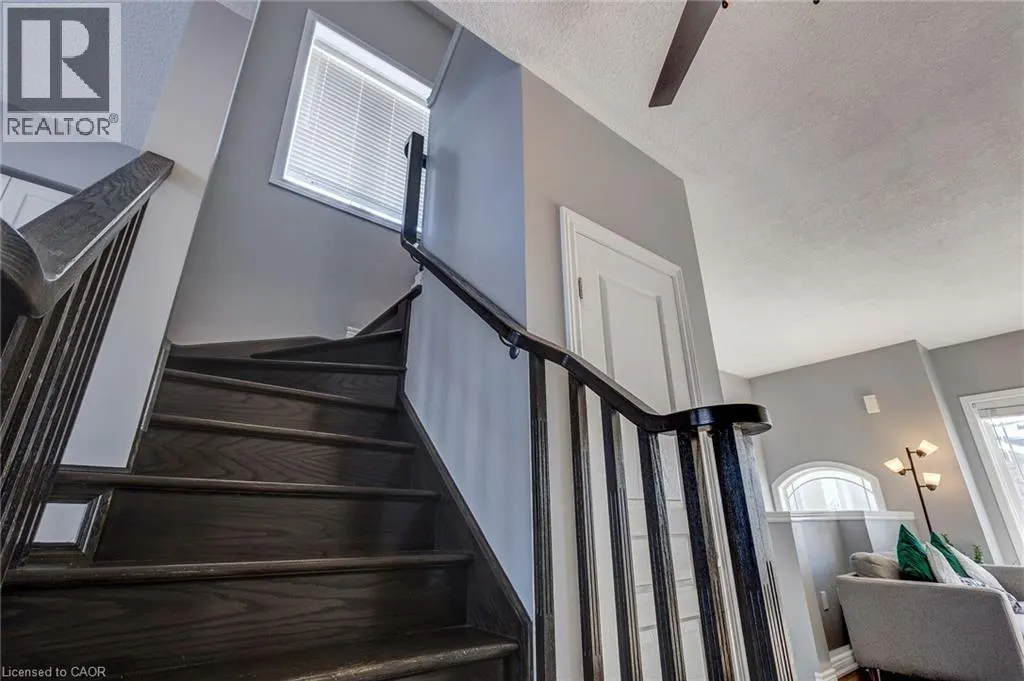 82 BLOOM Crescent