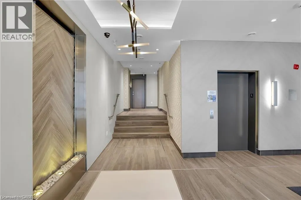 479 CHARLTON Avenue E Unit# 410, #410
