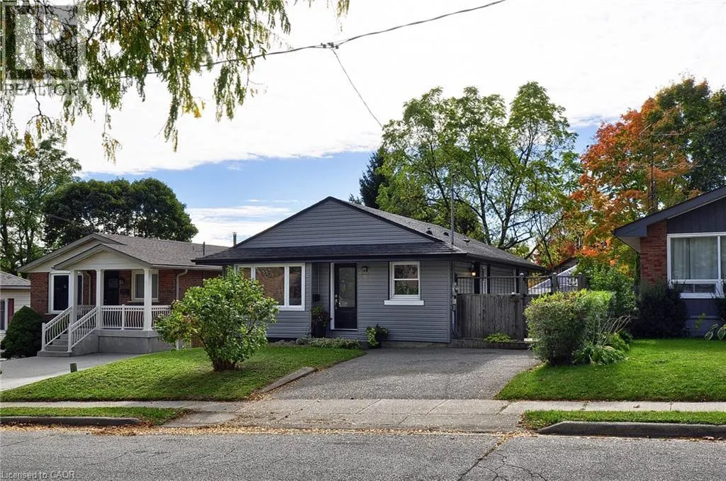 47 FOURTH Avenue