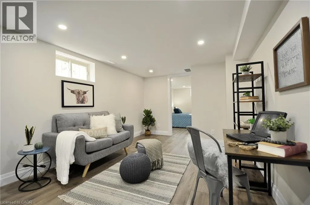 47 FOURTH Avenue