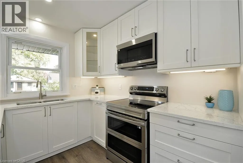 47 FOURTH Avenue