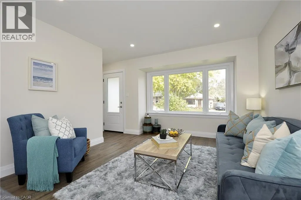 47 FOURTH Avenue