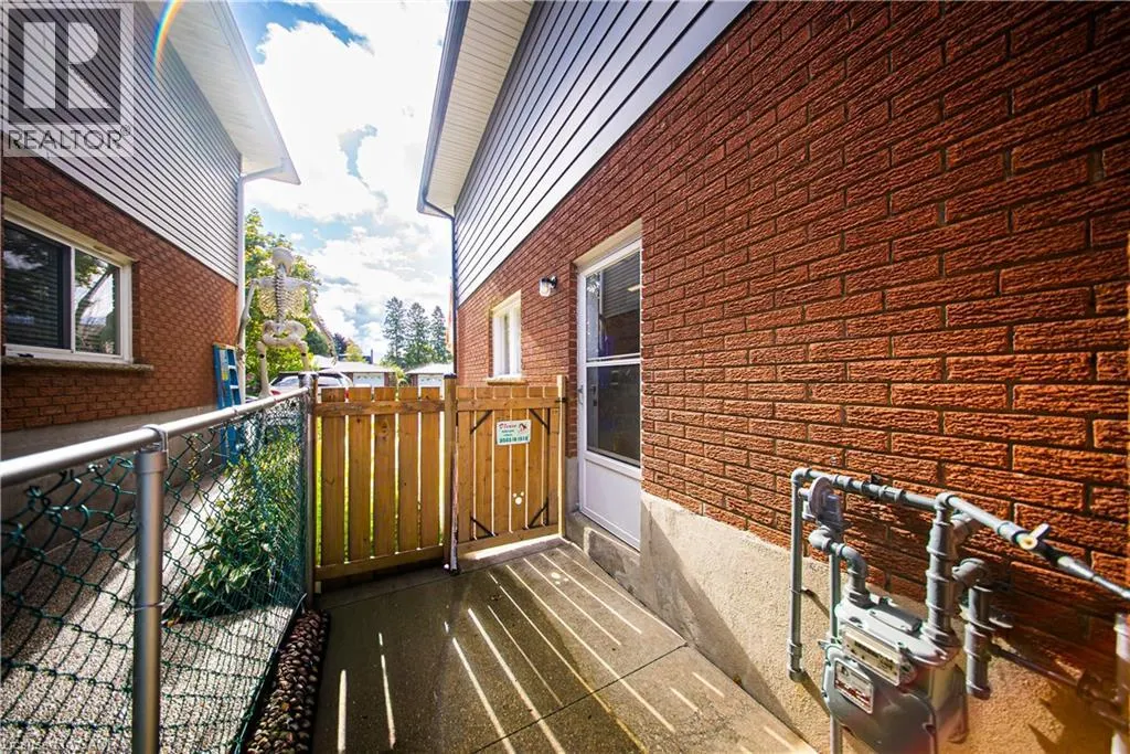 56 RAMBLEWOOD Way
