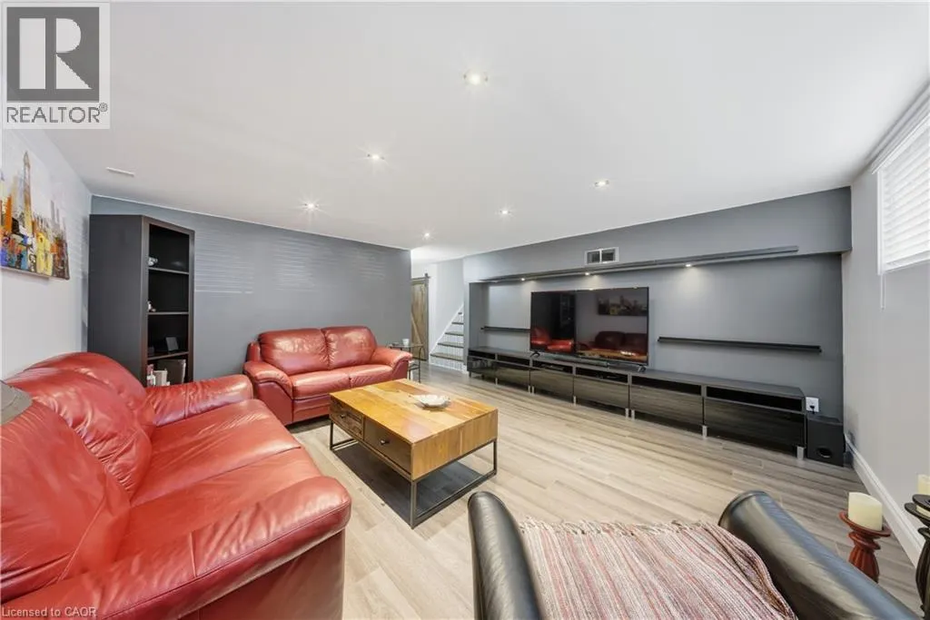 56 RAMBLEWOOD Way