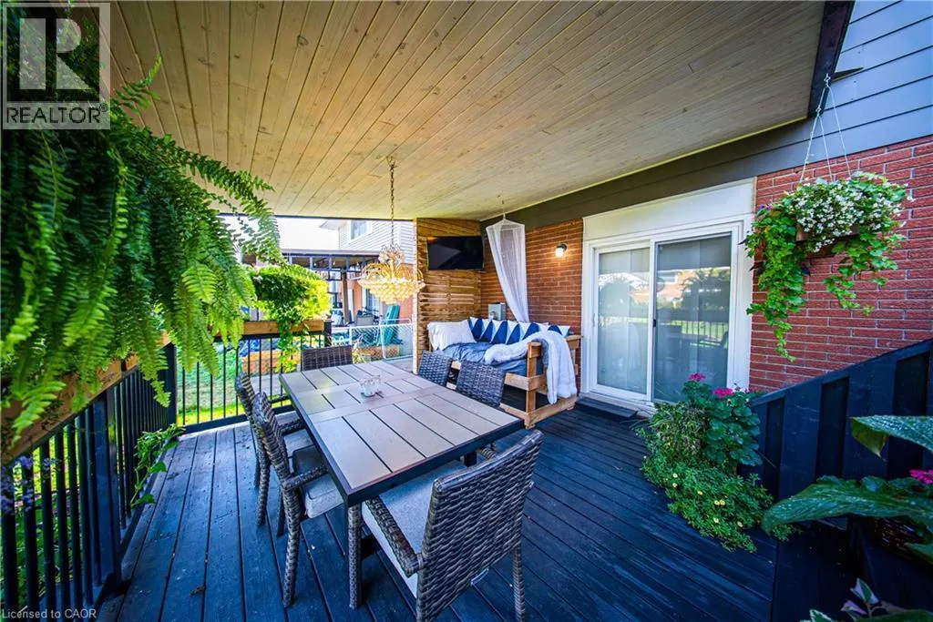 56 RAMBLEWOOD Way