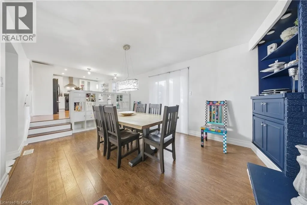 56 RAMBLEWOOD Way