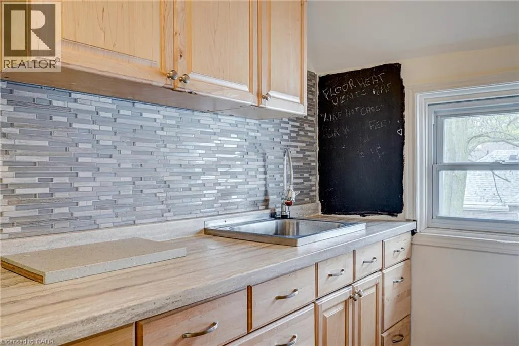 396 HUNTER Street W Unit# 2, #2