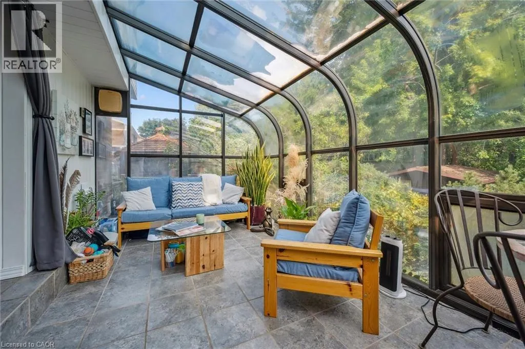 1 THORNHILL Drive