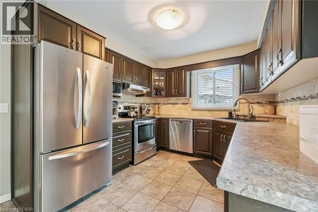 1 THORNHILL Drive