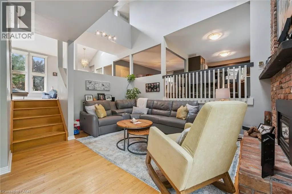 1 THORNHILL Drive