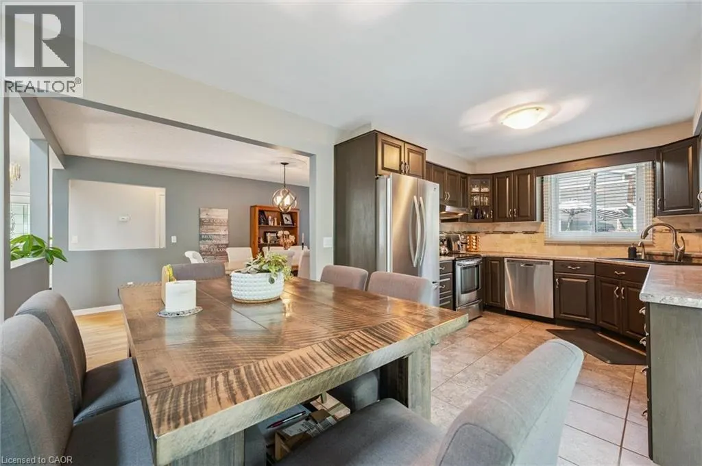 1 THORNHILL Drive