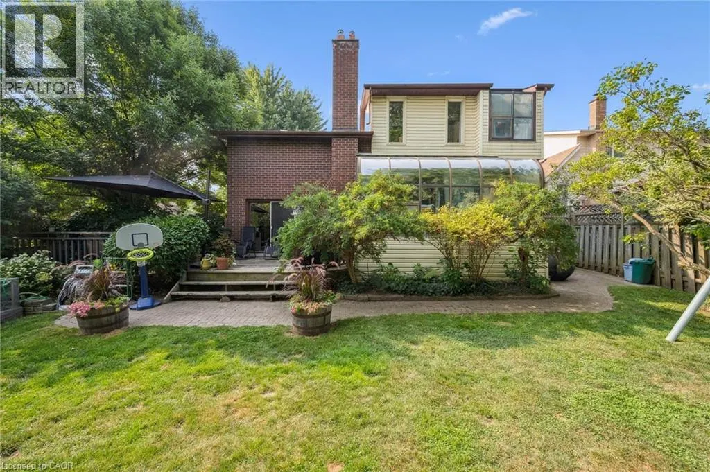 1 THORNHILL Drive