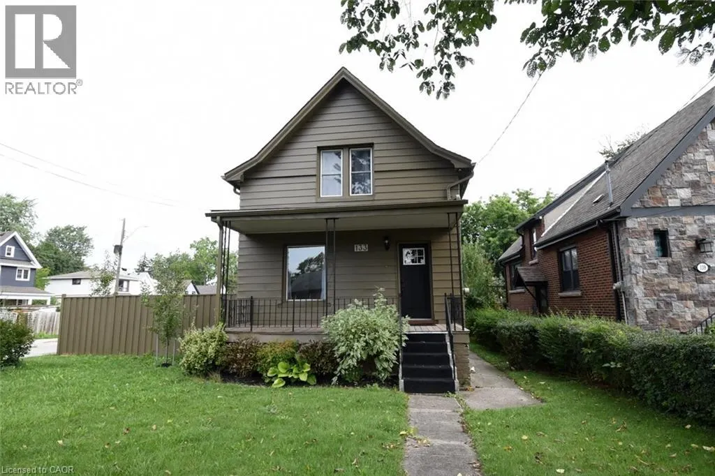 133 FENNELL Avenue E