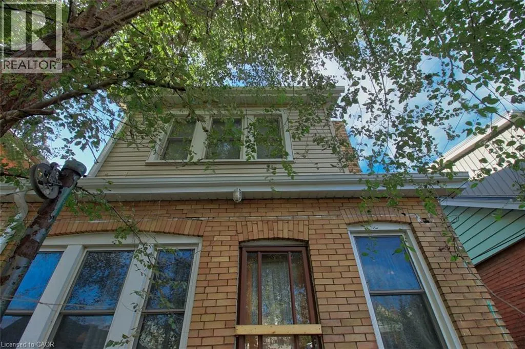 112 KENSINGTON Avenue N