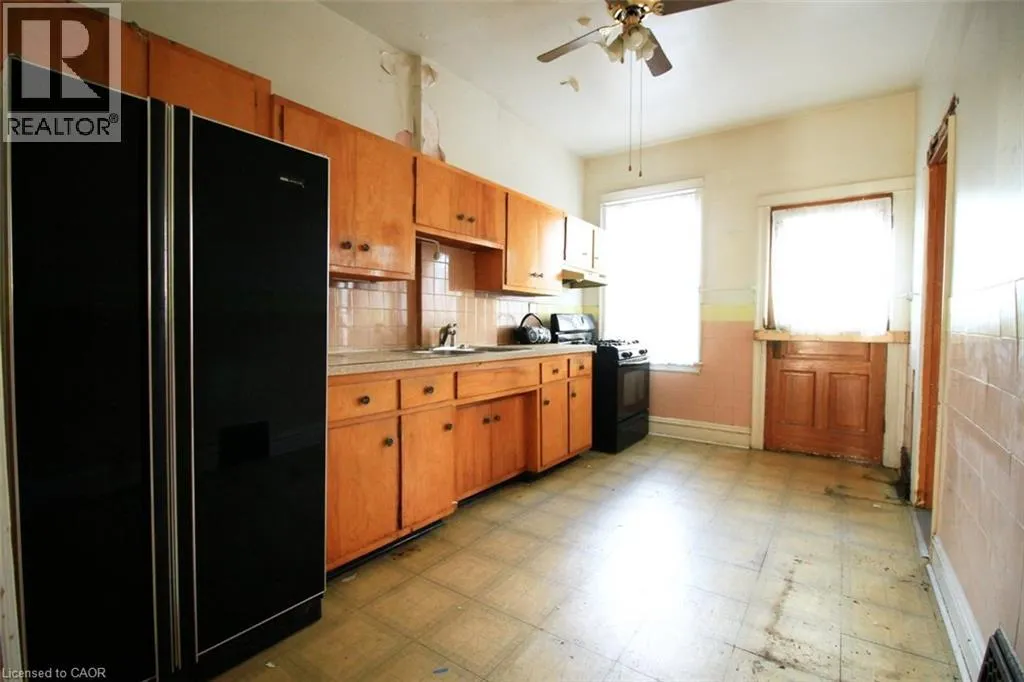 112 KENSINGTON Avenue N